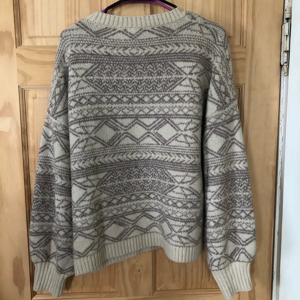 Fair Isle Print Sweater in Light Mauve and Tan Sz M - Picture 4 of 5